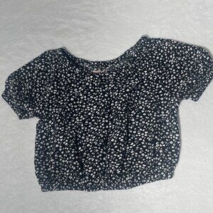 Black & White Floral Short Sleeve Top 4/5